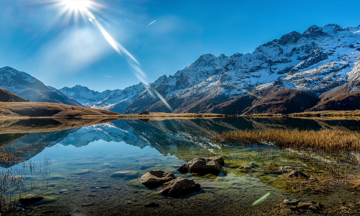 4 Indulge in luxury at Park Hyatt Hotel Mendoza. Enjoy a private city tour, visit prestigious wineries, and relax in world-class amenities. Book now!