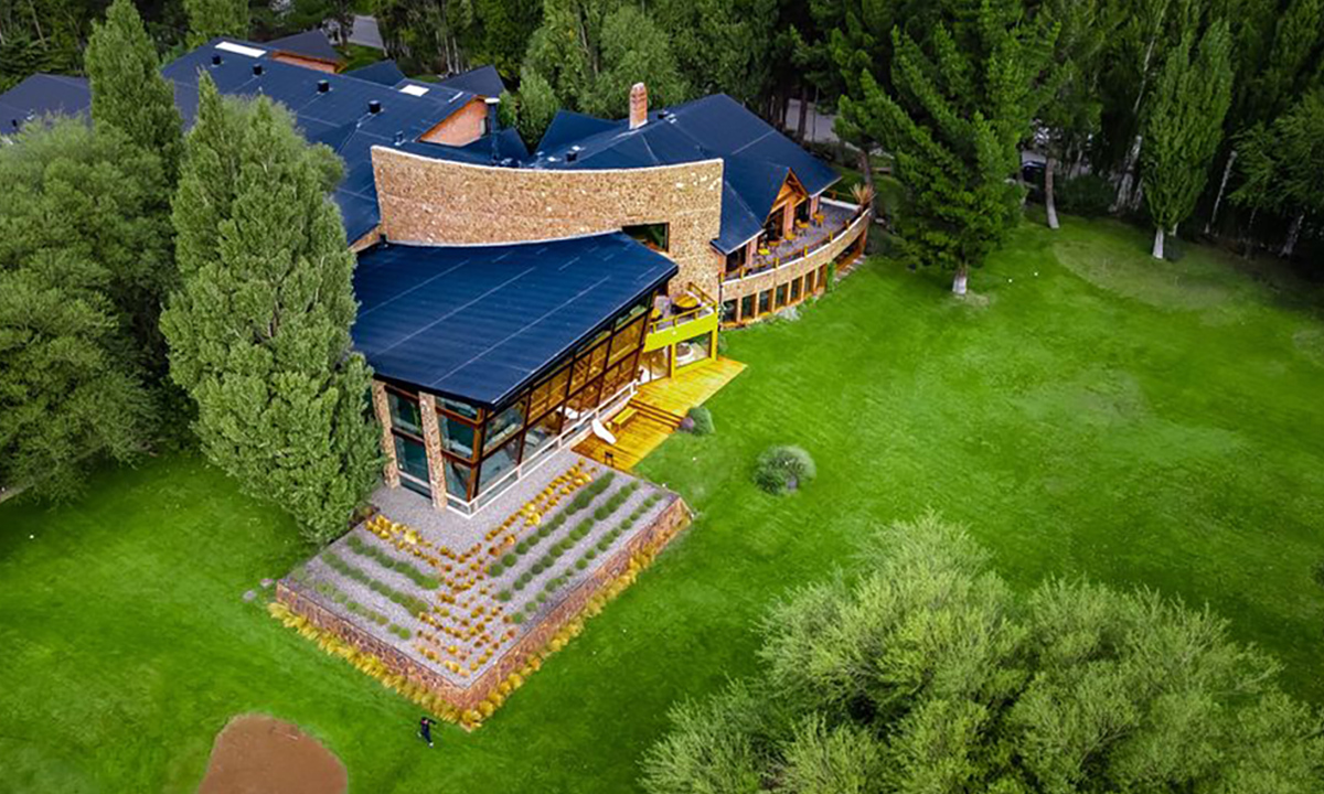 Luxurious 3-Day Adventure in El Calafate: Explore Patagonia at Posada Los Alamos Hotel