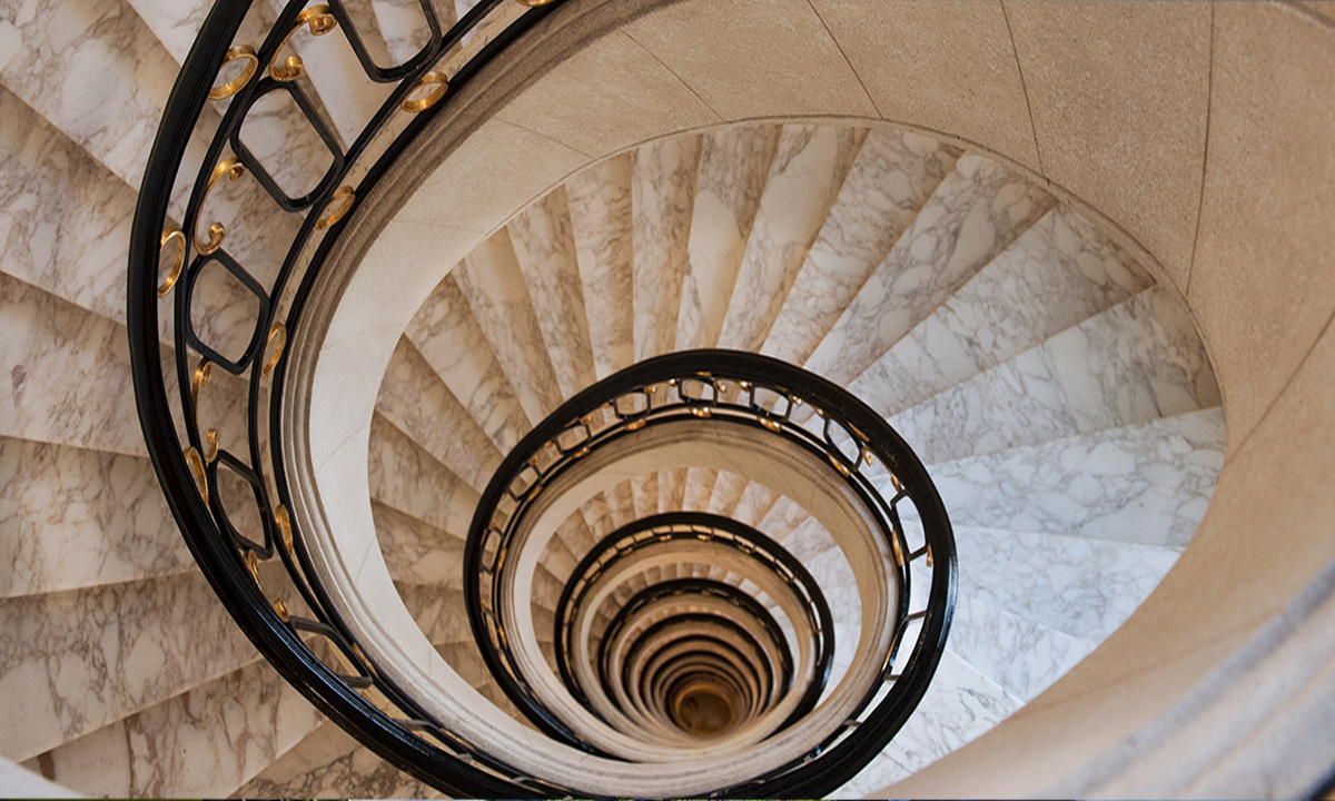 4 Explore Buenos Aires in style with our luxury tour, featuring a stay at the prestigious Alvear Palace Hotel and personalized excursions.